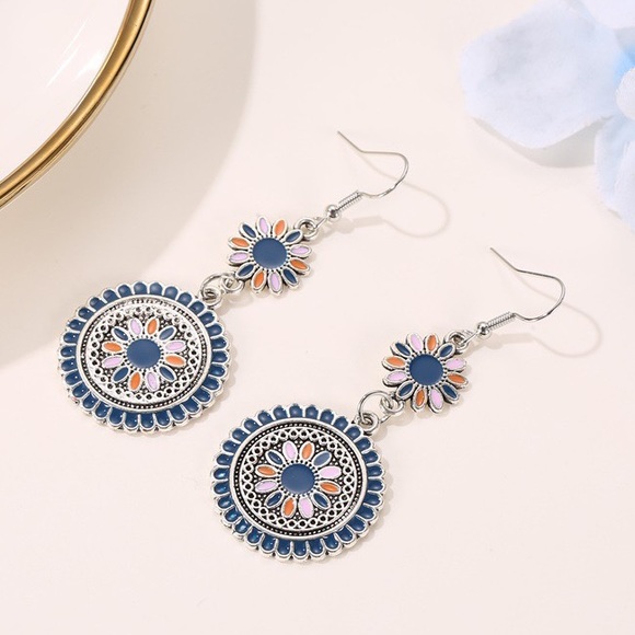 🔸2 for $15🔸Earrings - Picture 4 of 5